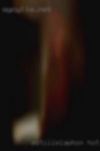 Estillelawhon hot women in bra stripping