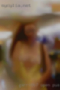 Garr0867 open pussy in dress